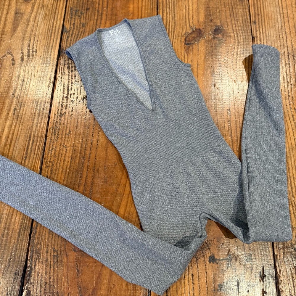 Buckle FCT Gray Ribbed Seamless Jumpsuit Bodysuit Sleeveless Stretch Medium